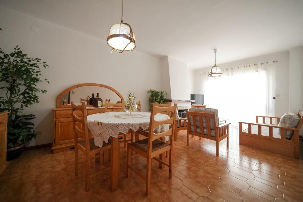 Apartamento Edumar Apartment Вила ду Конде Екстериор снимка